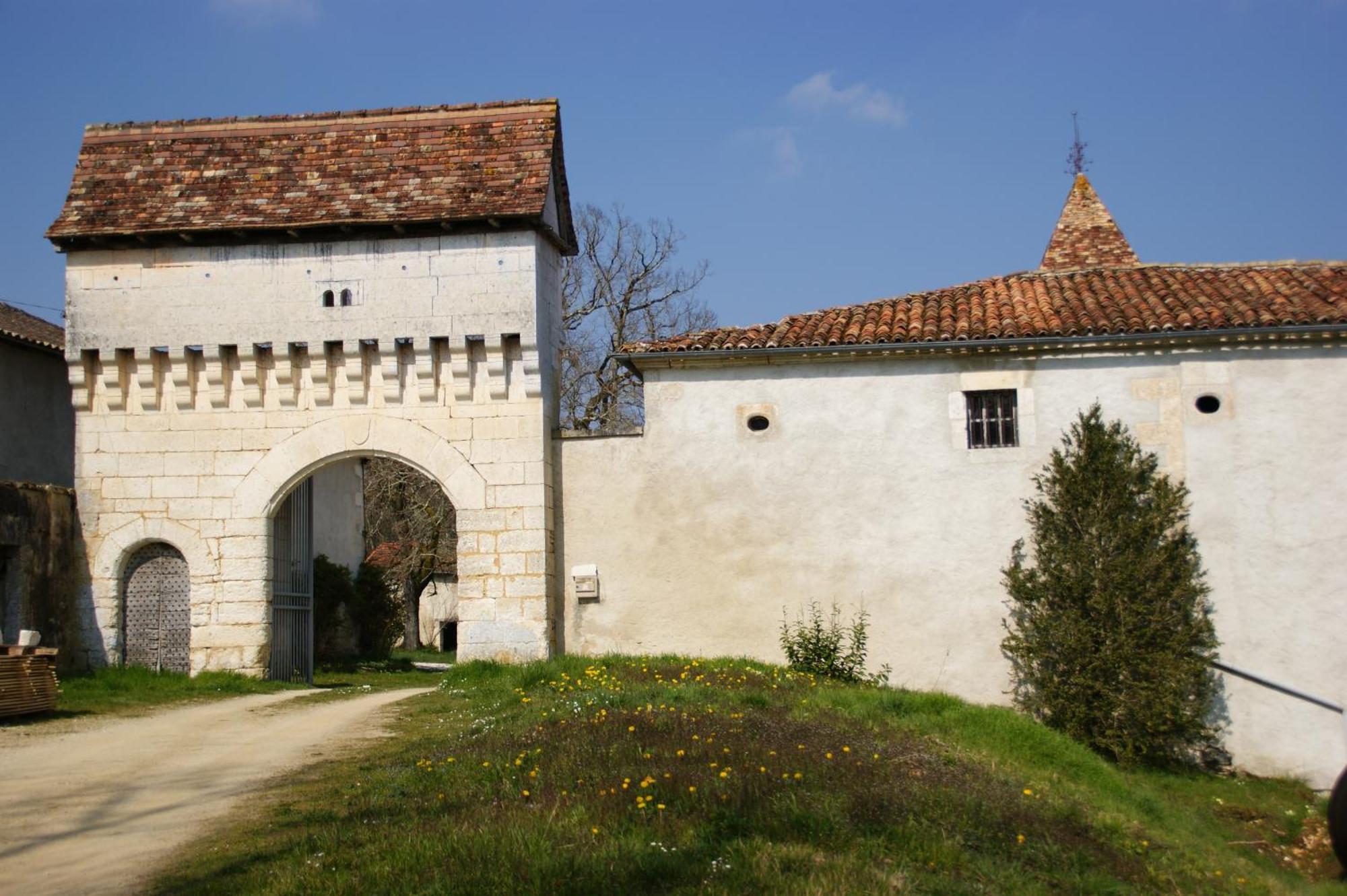 Chateau De La Combe Puyrenier ภายนอก รูปภาพ